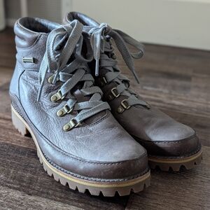 Chacos Grey Leather Hiking Boots